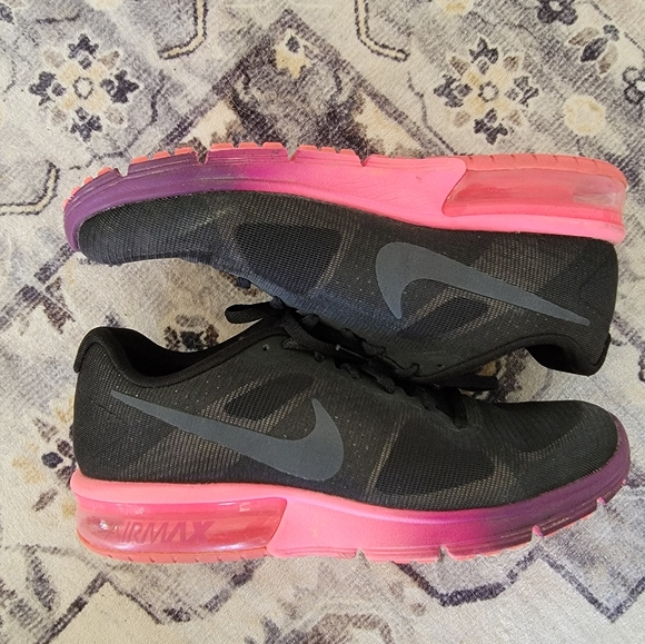 Nike Airmax women's size US 7.5 - Picture 2 of 3